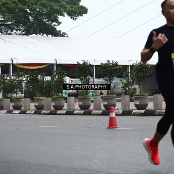Runner Photo 8572804