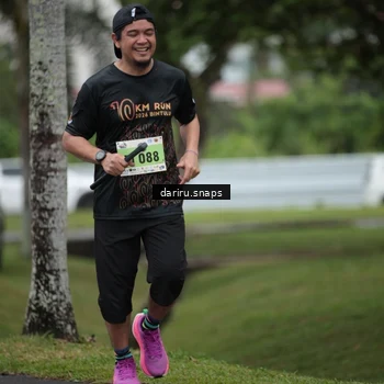 Runner Photo 8572821