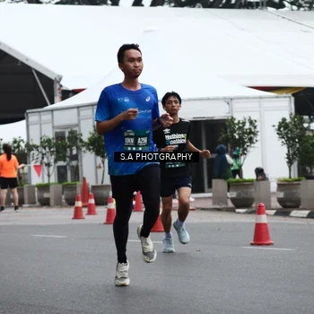Runner Photo 8572822
