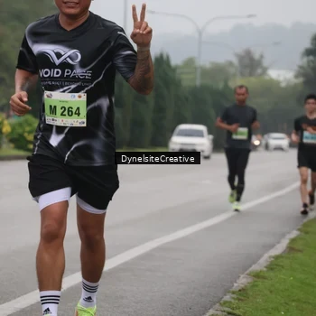 Runner Photo 8572823