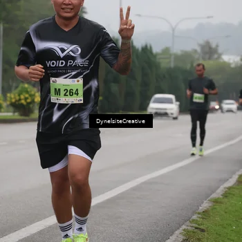 Runner Photo 8572829
