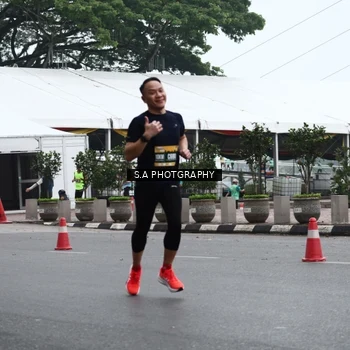 Runner Photo 8572832