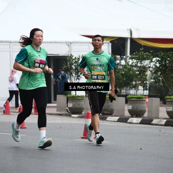 Runner Photo 8572847