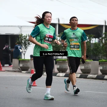 Runner Photo 8572848