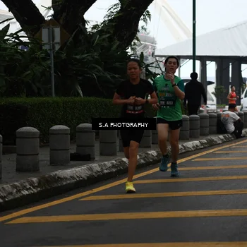 Runner Photo 8572851