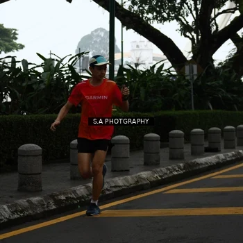 Runner Photo 8572865