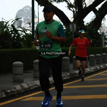 Runner Photo 8572867