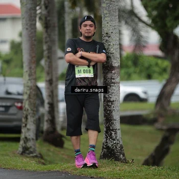 Runner Photo 8572874