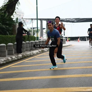 Runner Photo 8572887