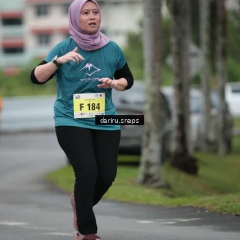 Runner Photo 8572904