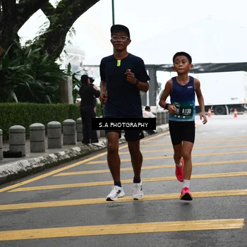 Runner Photo 8572906