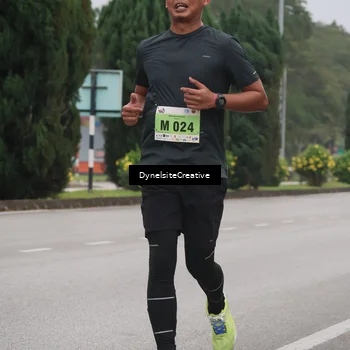 Runner Photo 8572911