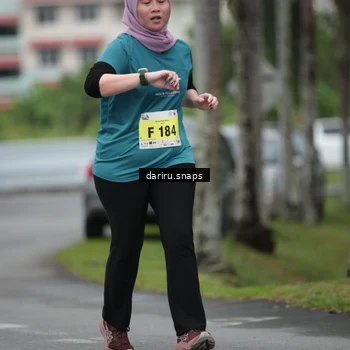 Runner Photo 8572915