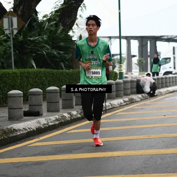 Runner Photo 8572920