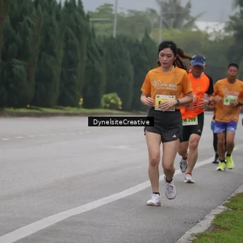 Runner Photo 8572936