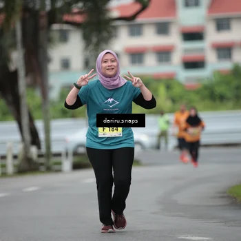 Runner Photo 8572963