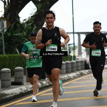 Runner Photo 8572996