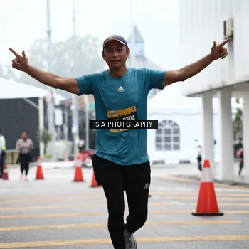 Runner Photo 8573007