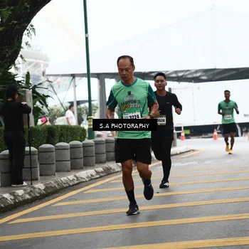 Runner Photo 8573030