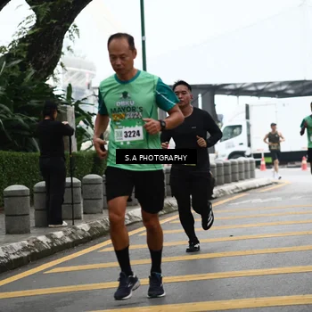 Runner Photo 8573031