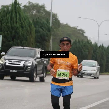 Runner Photo 8573045