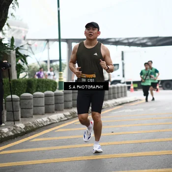 Runner Photo 8573050