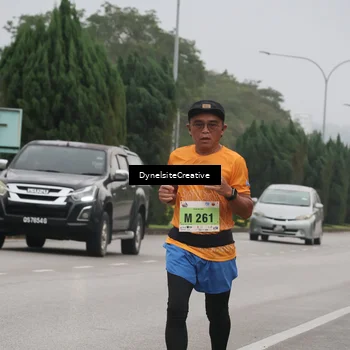 Runner Photo 8573051