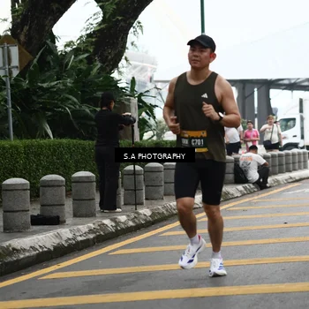 Runner Photo 8573053