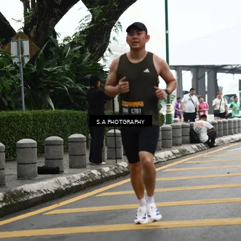 Runner Photo 8573054