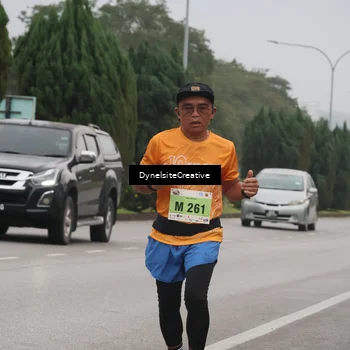 Runner Photo 8573055