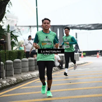 Runner Photo 8573060