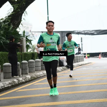Runner Photo 8573063