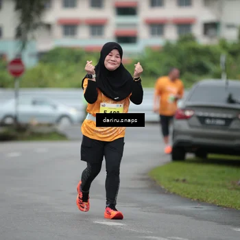 Runner Photo 8573072
