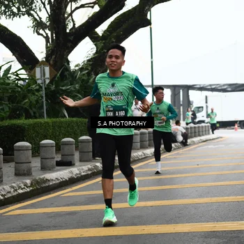 Runner Photo 8573073
