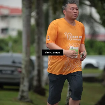 Runner Photo 8573077