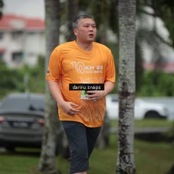 Runner Photo 8573088