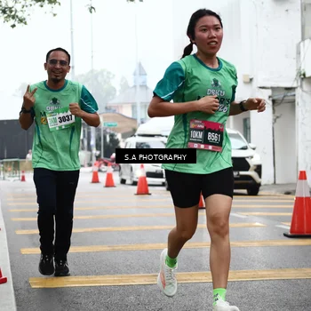 Runner Photo 8573092
