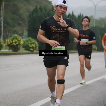 Runner Photo 8573093