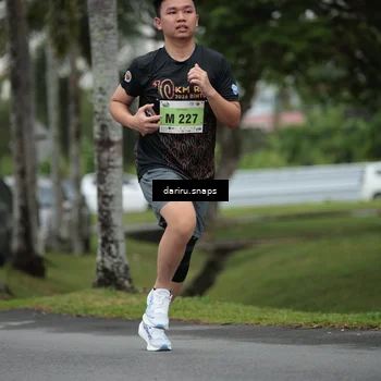 Runner Photo 8573114