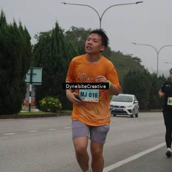 Runner Photo 8573123