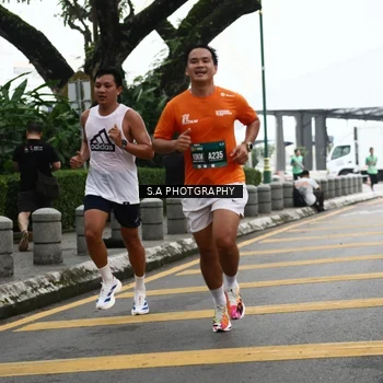 Runner Photo 8573130