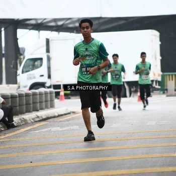 Runner Photo 8573133