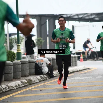 Runner Photo 8573153