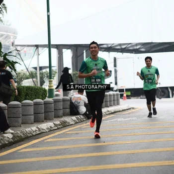 Runner Photo 8573155