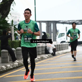 Runner Photo 8573156