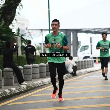 Runner Photo 8573159