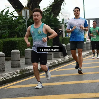 Runner Photo 8573185