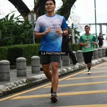 Runner Photo 8573196