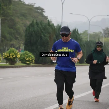 Runner Photo 8573244