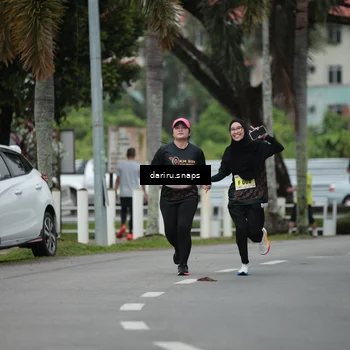 Runner Photo 8573265